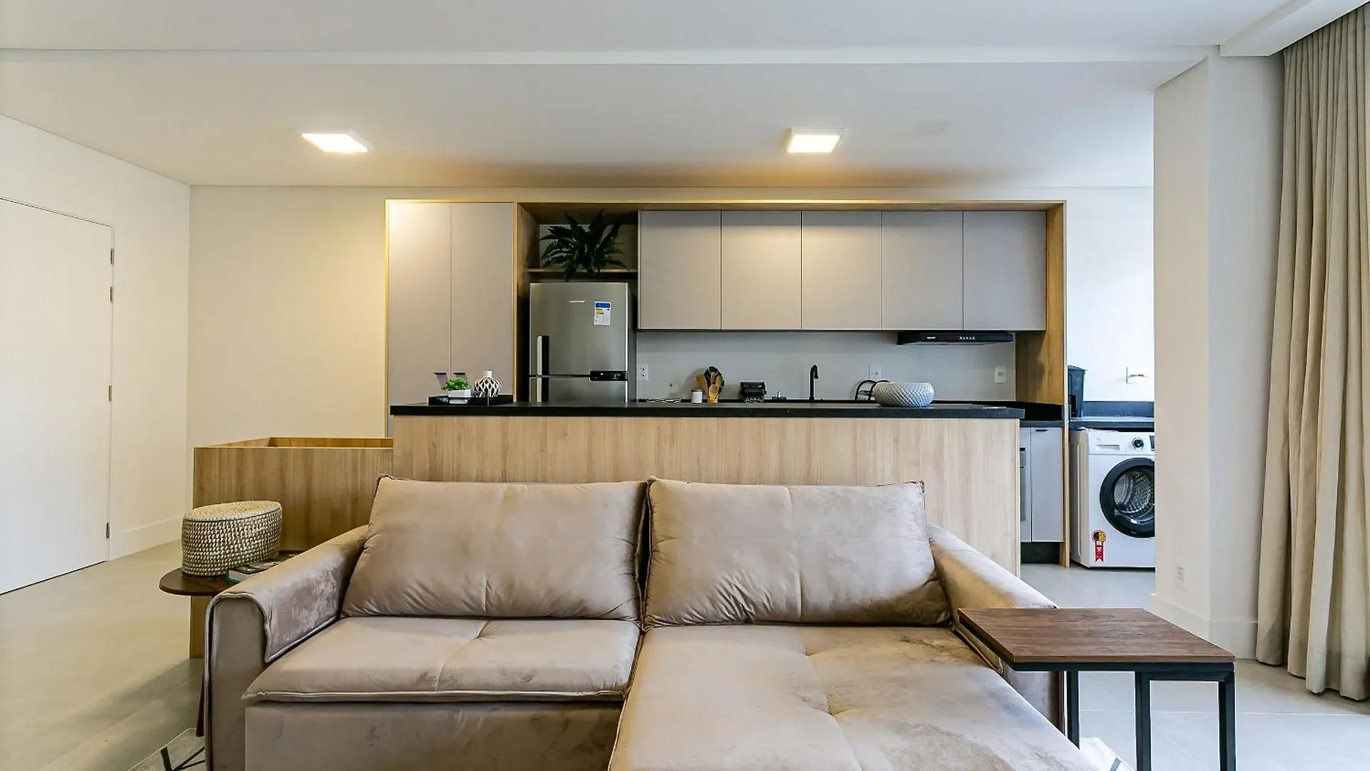 Apartamento Apto C/ Churrasqueira 150M Da Praia Jurere Ran203 Florianópolis